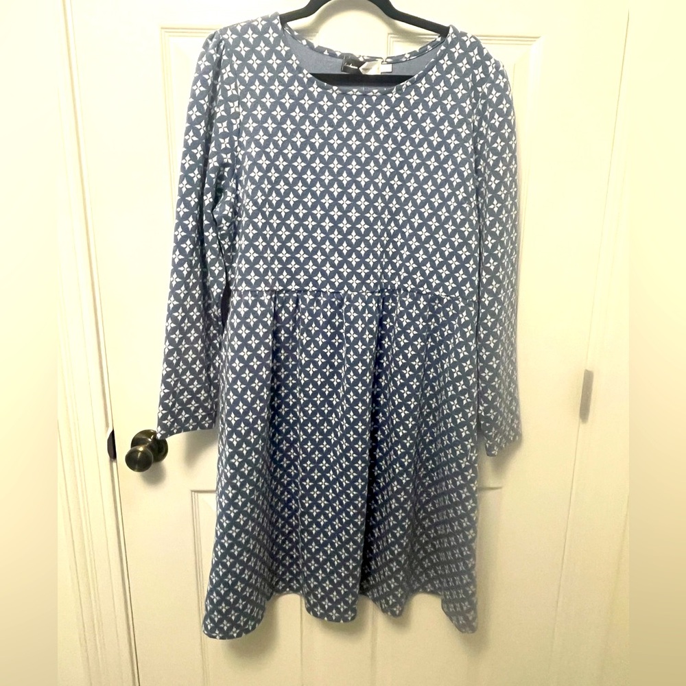 ❄️ Blue and White Piper & Scoot Dress - Picture 1 of 5